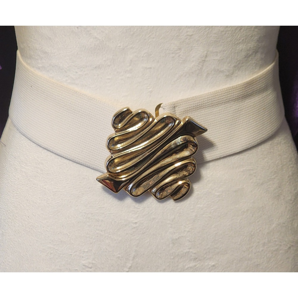 Vintage Wide Elastic Cinch Belt Gold Abstract Wavy Buckle White Belt Size M/L